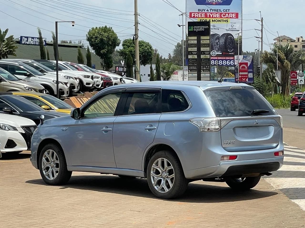 2016 MITSUBISHI OUTLANDER PHEV thumbnail 6
