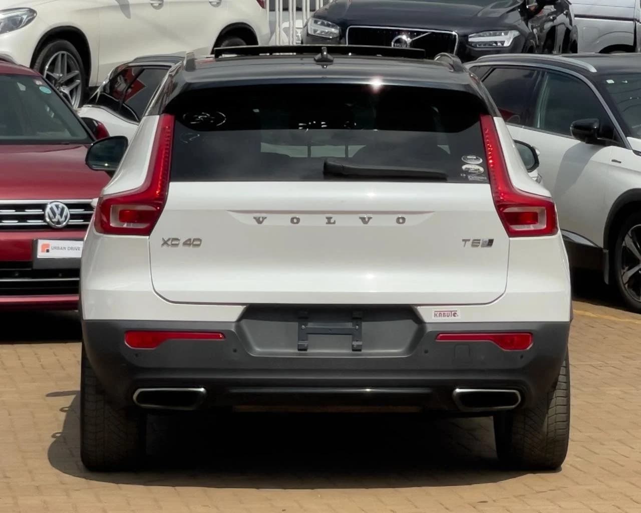 2018 VOLVO XC40 thumbnail 5