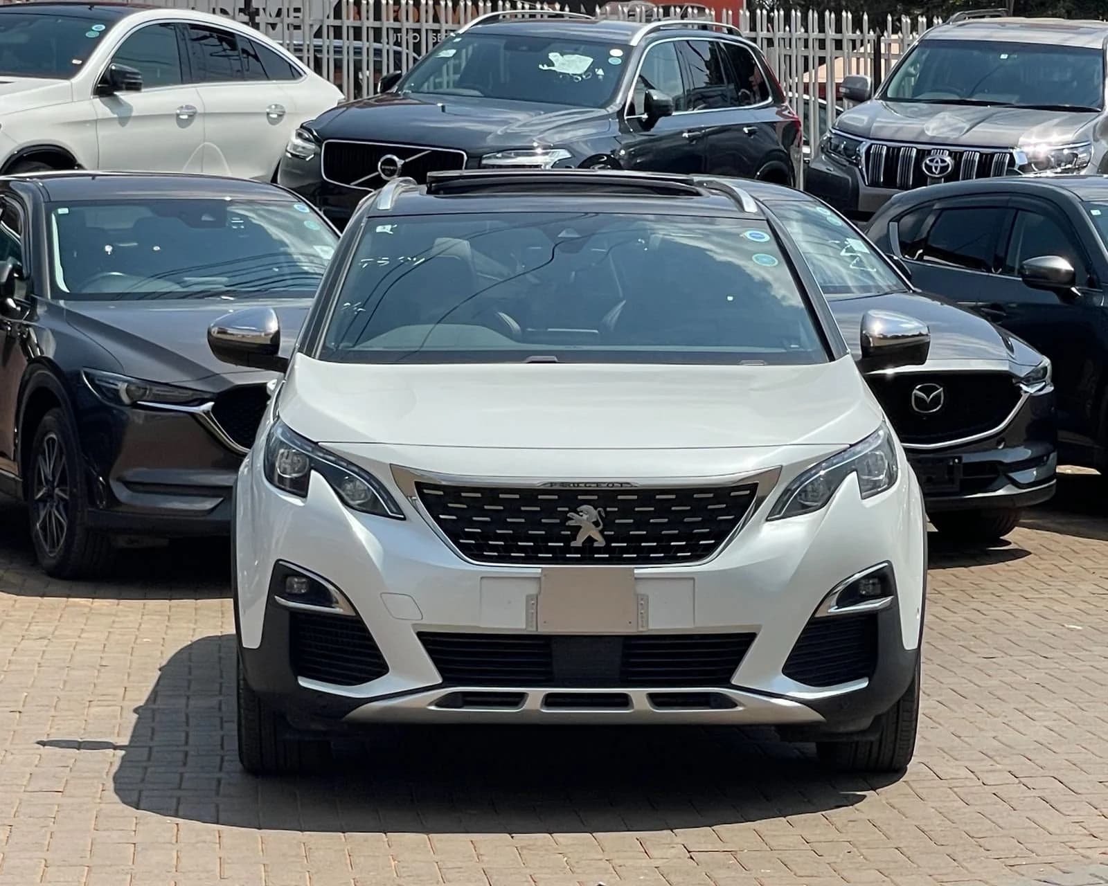 2019 PEUGEOT 5008 GT-LINE thumbnail 2